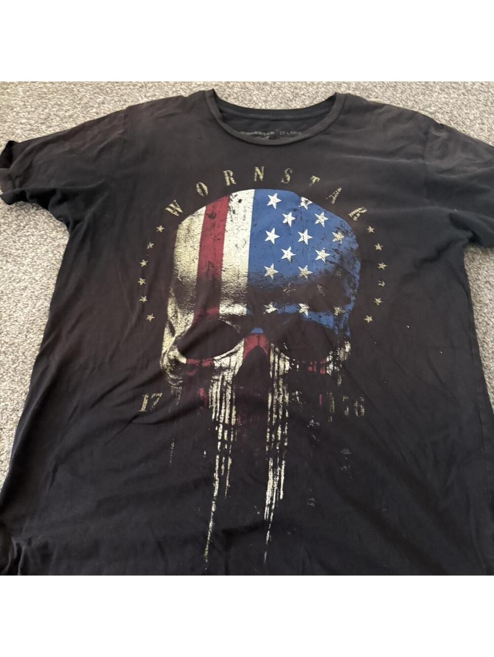 Men's Black and Navy Tshirt